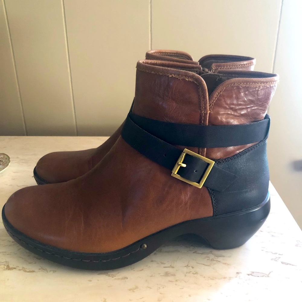 Easy Spirit Leather Half Boots